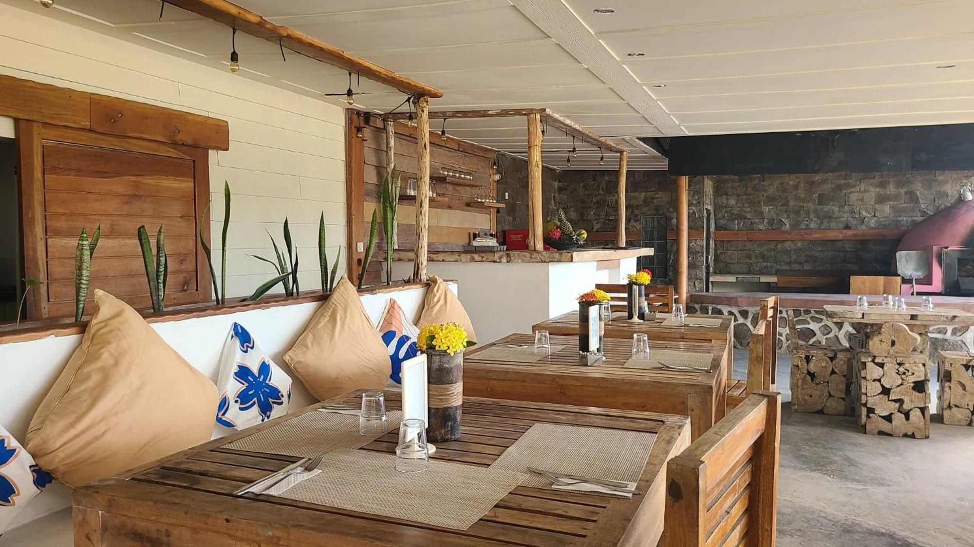 Tiki Boutique Hotel Spa Lombok Selong Belanak Exterior foto